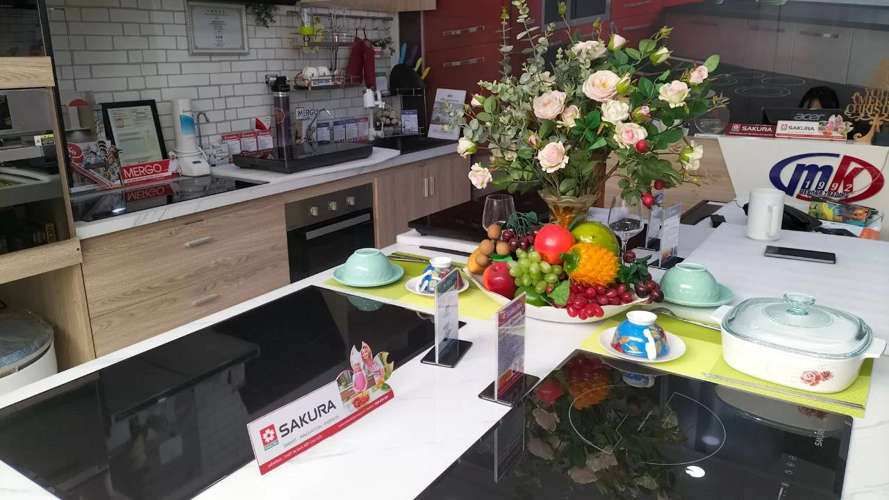 [Image: cua-hang-ban-bep-dien-uy-tin-sakura.jpg.webp]