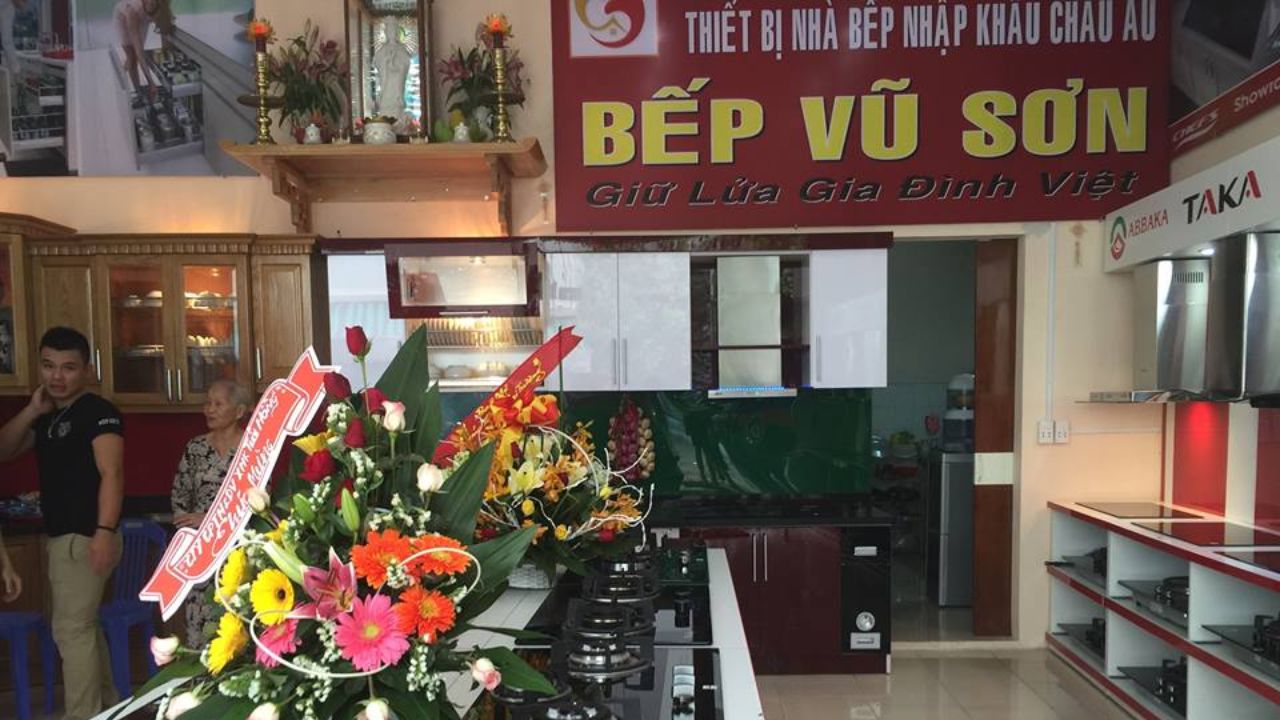 sieu-thi-bep-vu-son-dia-chi-ban-bep-tu-doi-tai-ha-noi
