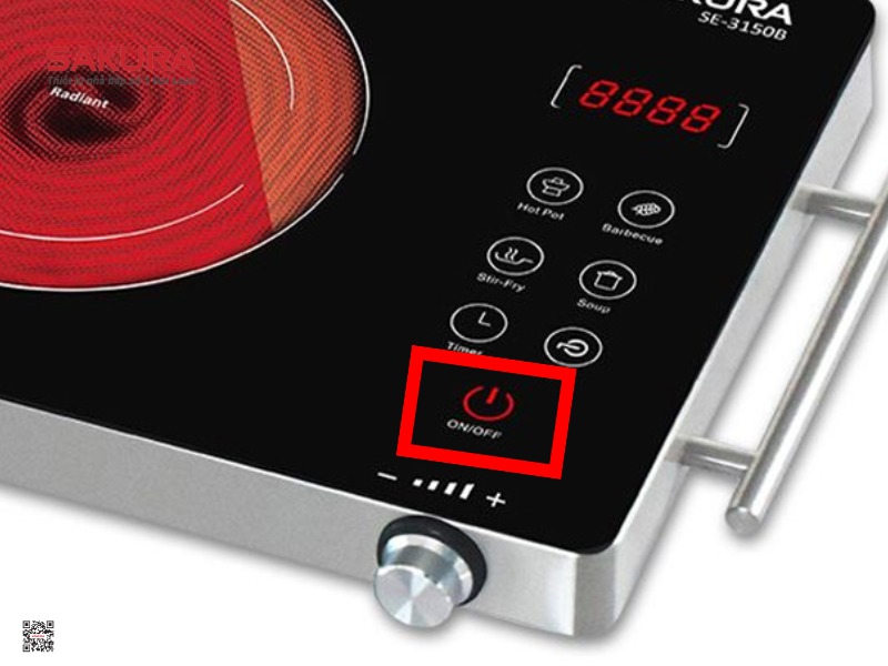 Nhấn nút ON để bật bếp hồng ngoại