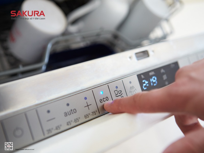 chọn máy rửa bát có tính năng tiết kiệm nước