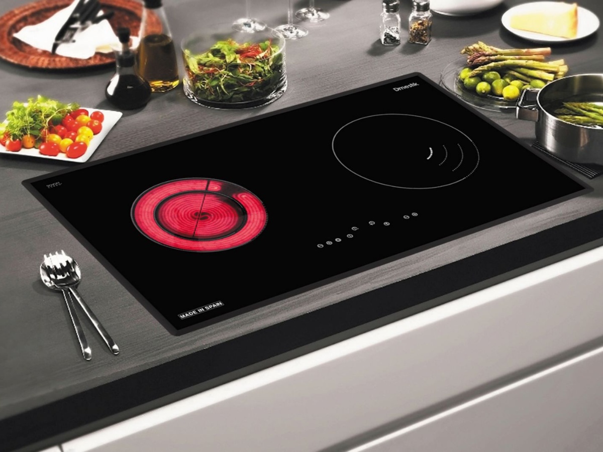 Bếp điện từ là loại bếp kết hợp hai vùng nấu từ và hồng ngoại