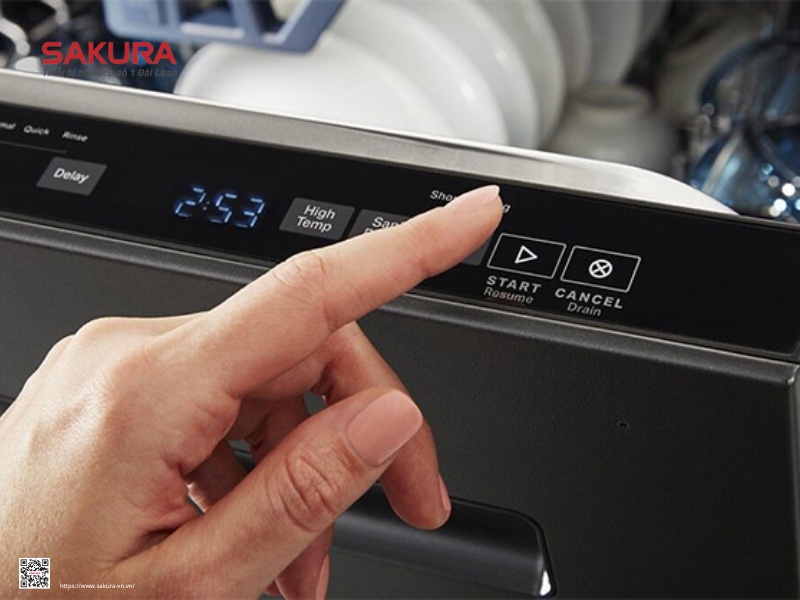 Lựa chọn các tính năng rửa tự động được cài đặt sẵn trên máy