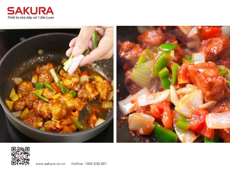 Cho Rau Cu Vao Chao Và Tron Deu Hoan Thien